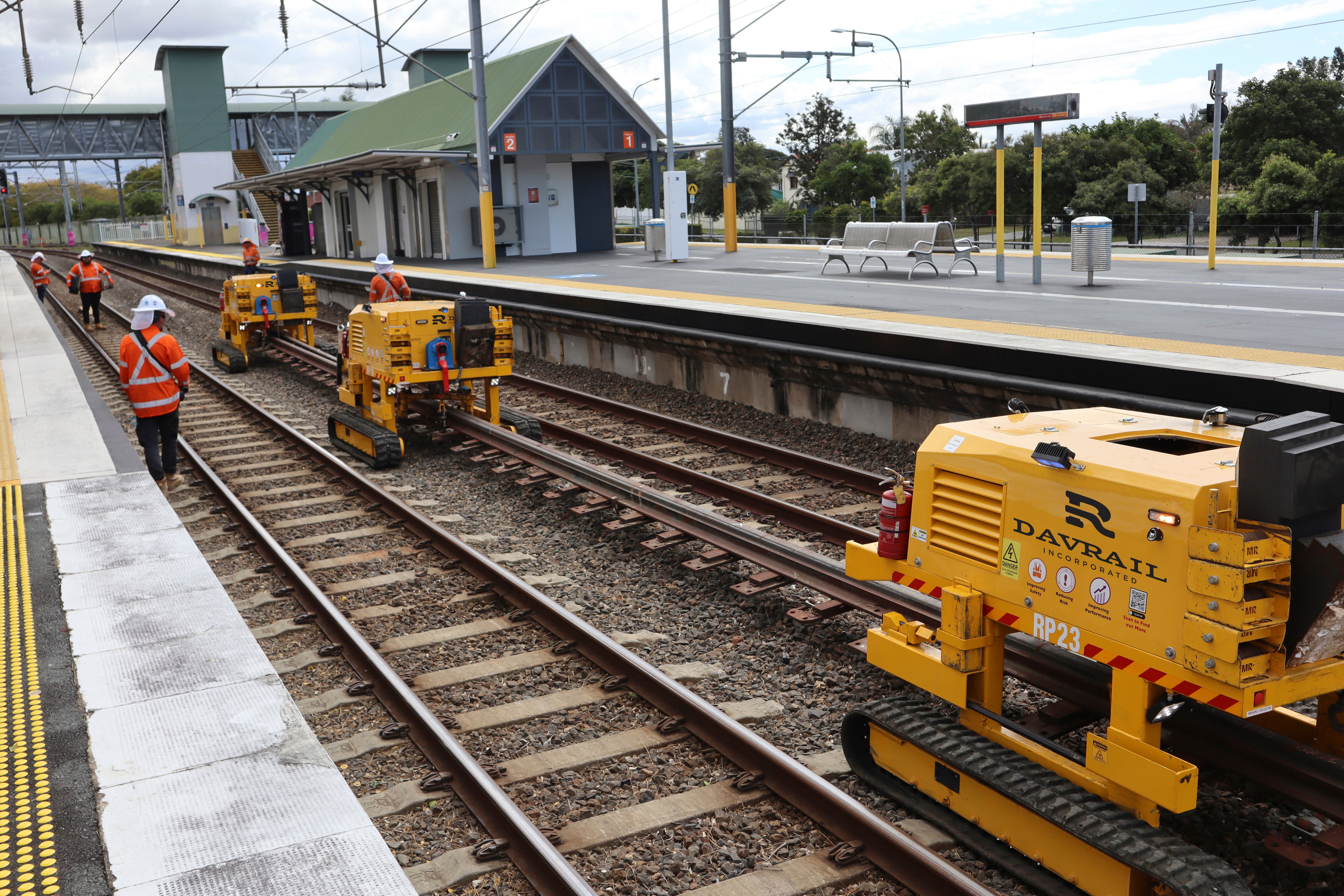 3 x TRTs Moving 32M Stock and Switch edit